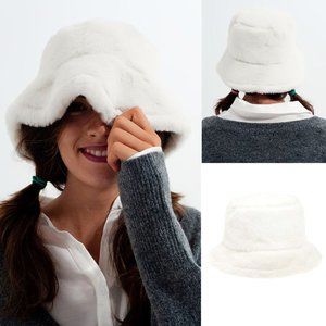 NEW White Ivory SOFT Faux Fur Plush Adjustable Oversized Fisherman Bucket Hat